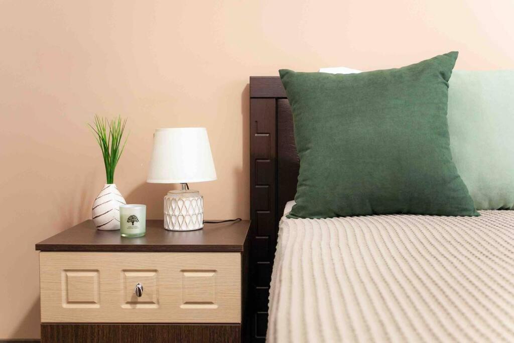 Gg Home - Cozy 1 Bedroom Apartment On Kazbegi Avenue 15 ティビリシ エクステリア 写真