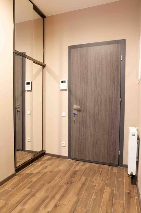 Gg Home - Cozy 1 Bedroom Apartment On Kazbegi Avenue 15 ティビリシ エクステリア 写真