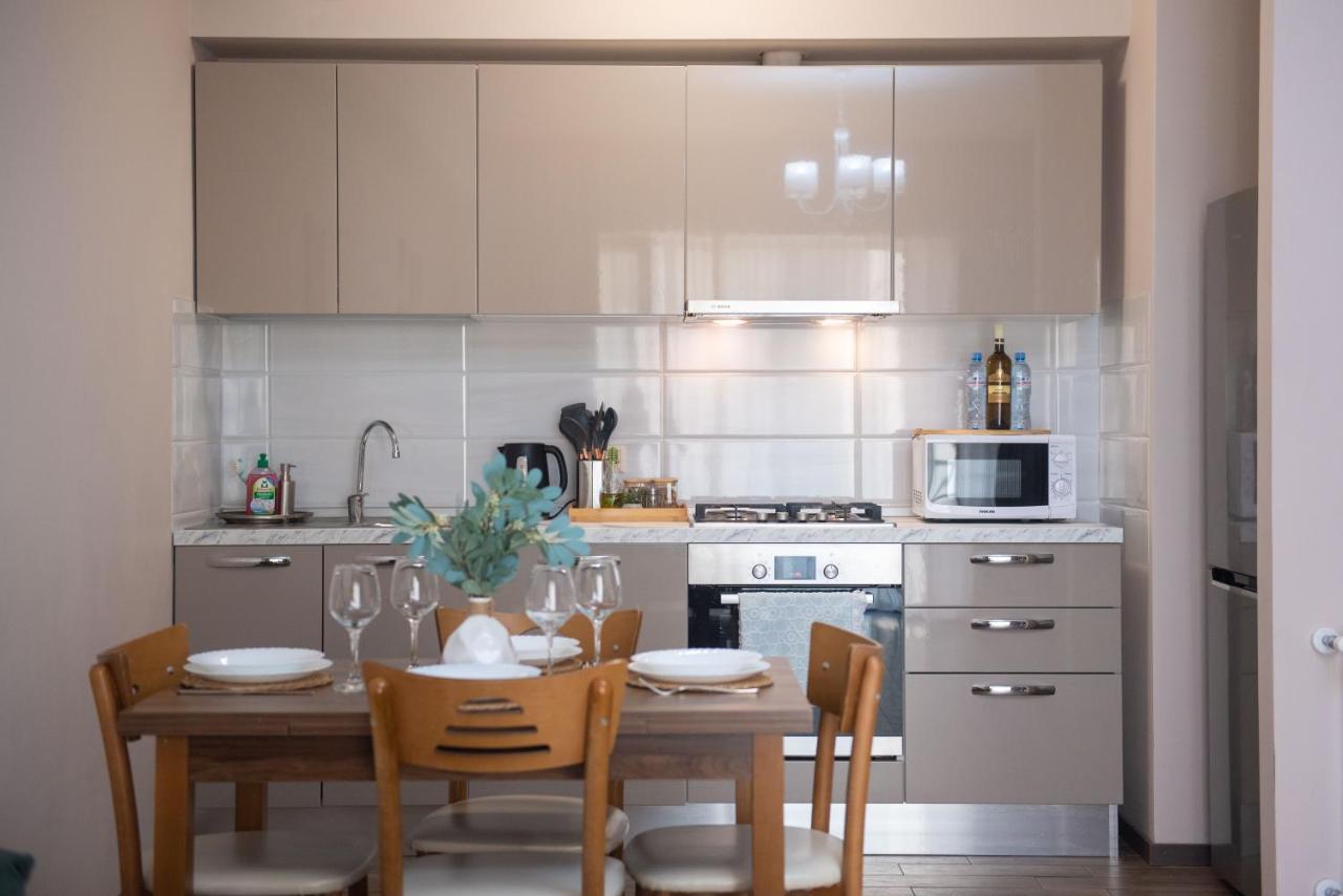 Gg Home - Cozy 1 Bedroom Apartment On Kazbegi Avenue 15 ティビリシ エクステリア 写真