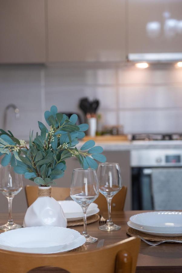 Gg Home - Cozy 1 Bedroom Apartment On Kazbegi Avenue 15 ティビリシ エクステリア 写真