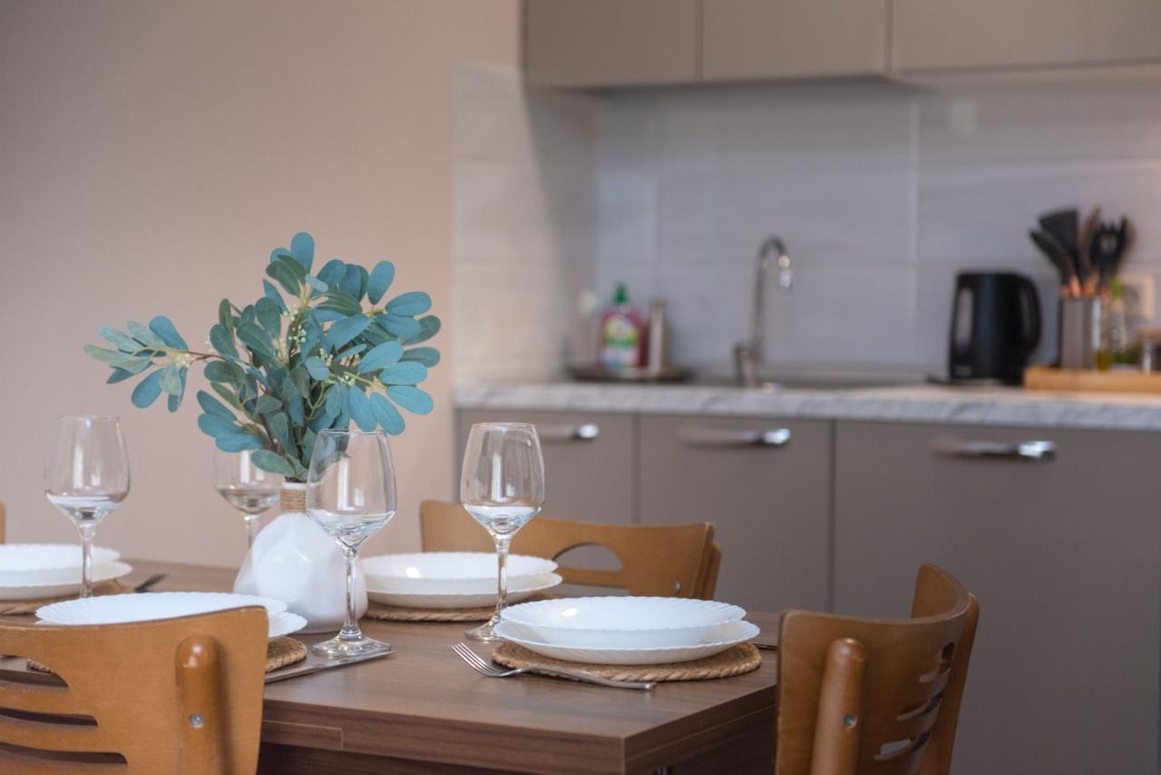 Gg Home - Cozy 1 Bedroom Apartment On Kazbegi Avenue 15 ティビリシ エクステリア 写真